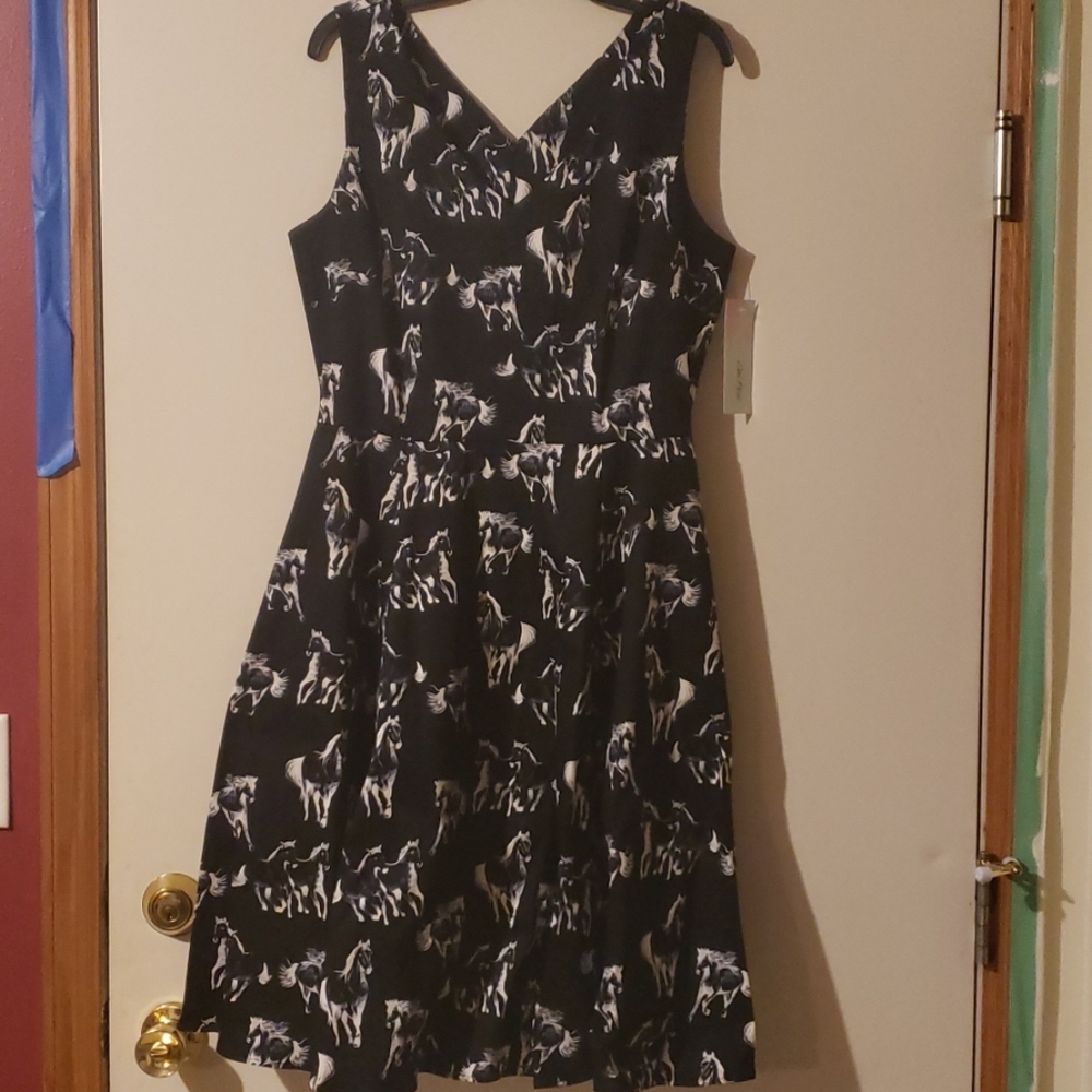 Eva rose horse dress